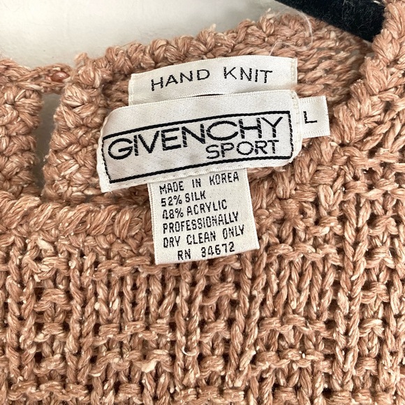 90s Givenchy Sport sweater - Picture 9 of 9